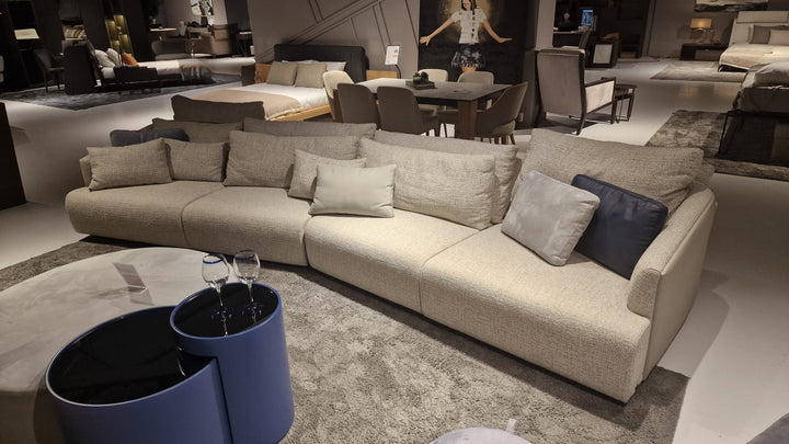 Belqui 6-seater sofa - extendable (pillow gratis)