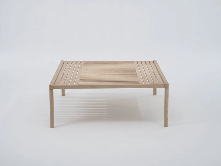 Kapet Coffee Table