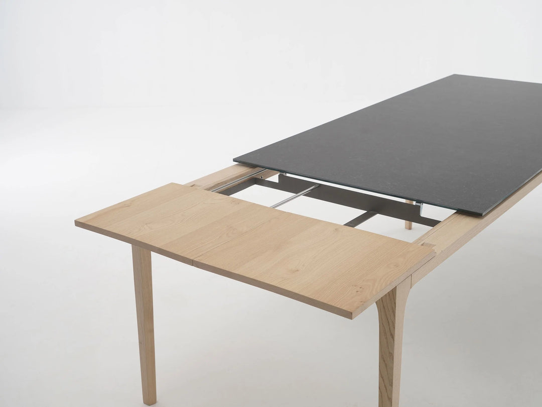 Kapet Extendable Table